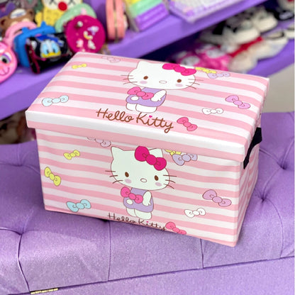 Puf organizador con motivo de Hello kitty